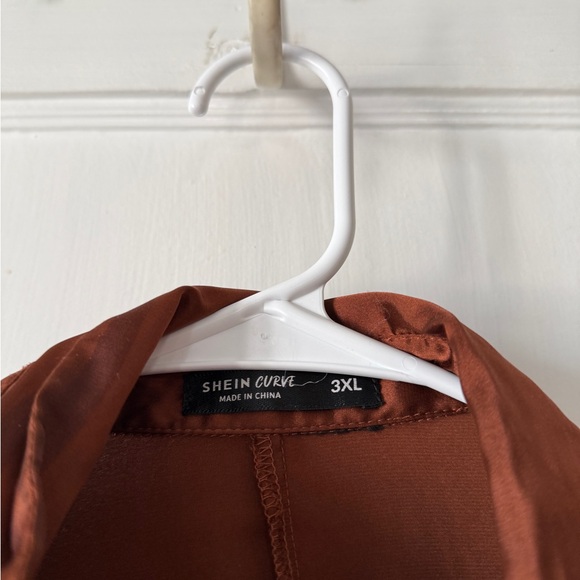 Women’s dark Rust Shirt button down - Picture 5 of 13